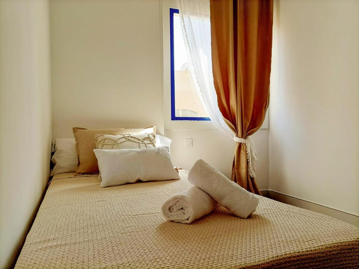 Chakra House Fuerteventura - Affordable Rooms In A Cozy Guesthouse Corralejo Kültér fotó