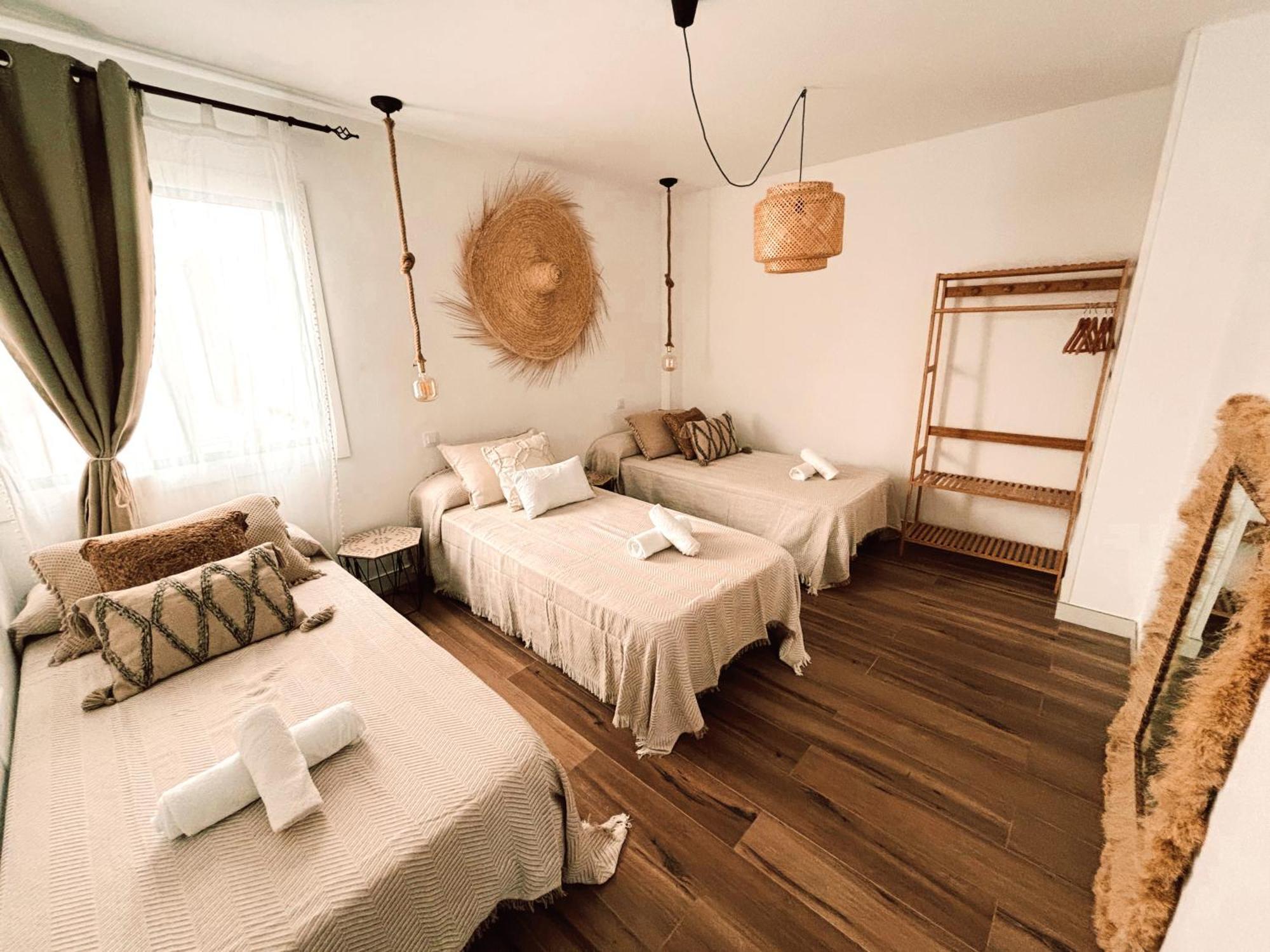 Chakra House Fuerteventura - Affordable Rooms In A Cozy Guesthouse Corralejo Kültér fotó
