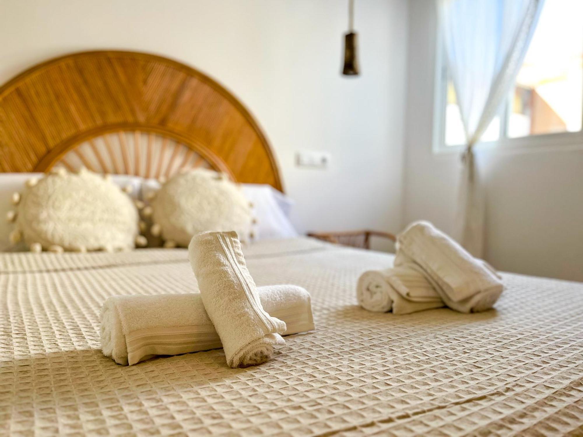 Chakra House Fuerteventura - Affordable Rooms In A Cozy Guesthouse Corralejo Kültér fotó